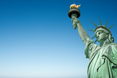 Пропустите строку: 9-11 Мемориал и музей со Статуей Свободы круиз